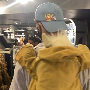 die w me (feat. Sydcxx) (Explicit)