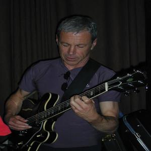 Emilia Soleil(feat. Teddy Borowiecki & Mike Lent)