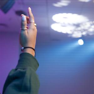 His Name Is Jesus (feat. Jonathan Gonzalez) (Live)