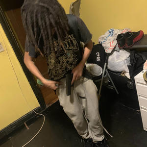 vetements (Explicit)