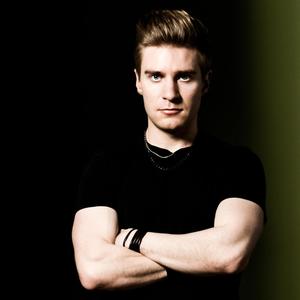 A Dark Horse(Extract)[feat. Lukas Moriz & Pulse Project]