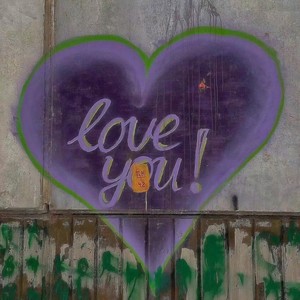 父母的恩情还不够