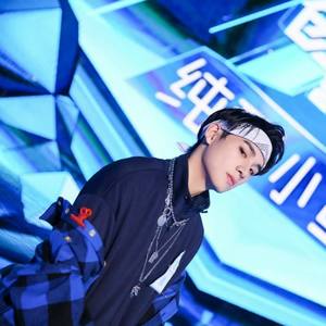 有天你站在世界面前