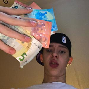 Ravy - Racks (Explicit)