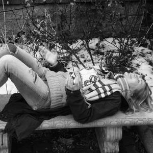 Trouble Follows Me(feat. Greystone)