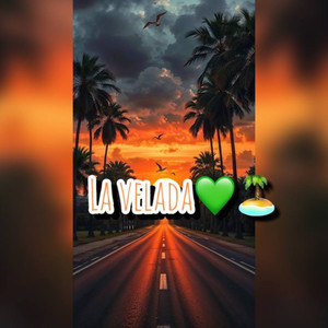 Bajo La Luna & El Mar