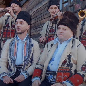 Deschide Ușa Creștine, Florile Dalbe