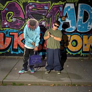 mis fanaticos (feat. monza) (Explicit)