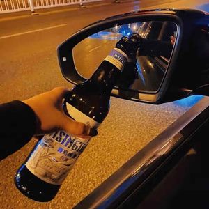 深夜的酒 凌晨的爱