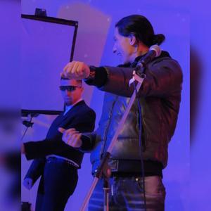 Bia pish (feat. Hosain 0093)