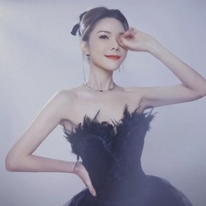 青青绿草香
