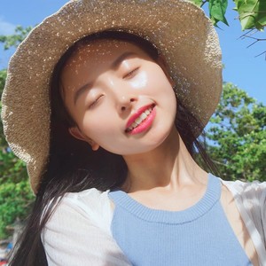 纸飞机
