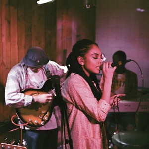 Good to Me (Live at The Dairy, London, 2018)