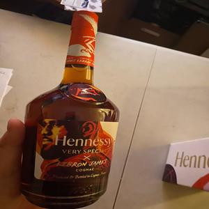 Sippin Lebronnesy (Explicit)