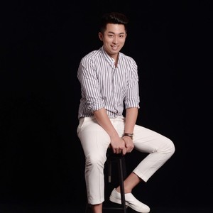 陈思同 - 土楼柿子红 (伴奏)