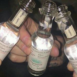 梁老师Tsong-Better Not To Meet (YLB / 白冕 / NewTop remix)