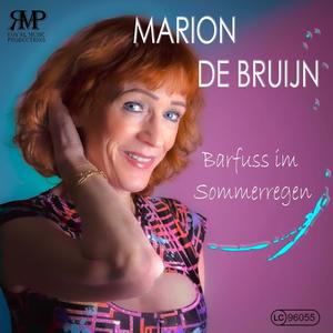 Barfuss im Sommerregen