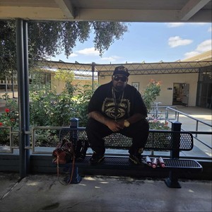 Cret Aura (feat. Scrizzy Santana)