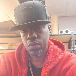 Smoke Sumtin (feat. King Doeja & Coop Solo) (Explicit)