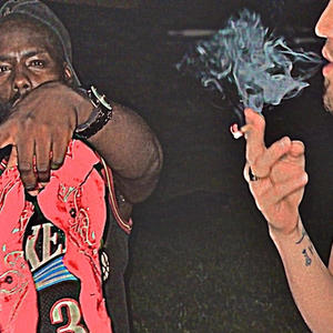 MOMMA IM SORRY (feat. BLAKK) (Explicit)