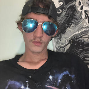 In the grave (Explicit)