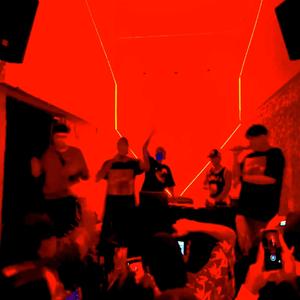 quien invento la sed? (feat. GallOG) (Explicit)