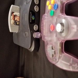 GOLDEN EYE(feat. T.H.C) (Explicit)