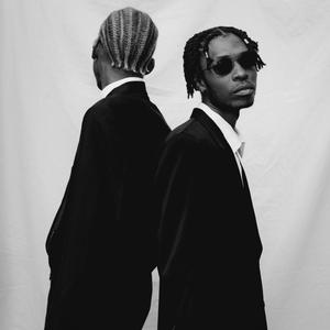 White & Black (feat. Mister Beats)