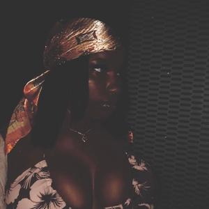 Pretty Lil Barbie (feat. AJ DaVinchi & Tizzi Tizzi) [Explicit]