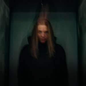 Play Runner (Explicit)
