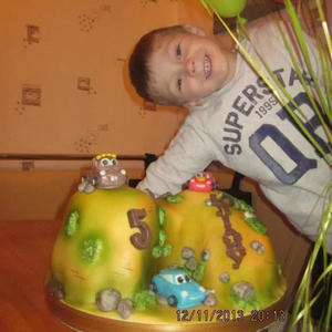 slipped and fell off a five hundred foot building