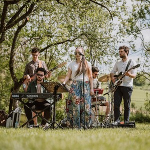 Kicsi madár - folkollázs (Friday Session Live)