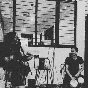 Esperando La Señal (Acoustic)