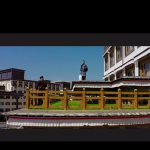 作词:白玛扎西   作曲;德尔杰   歌手:白玛扎西  巴登慈诚