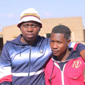 Kulahla Ndhavuko(with Luu4nic) (Radio Edit)