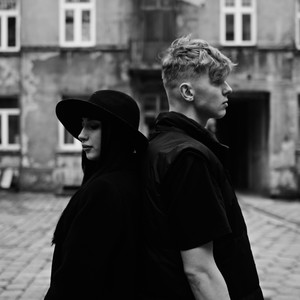 Krople próbują uciec (Explicit)