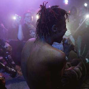 i cant leave, im falling deeper