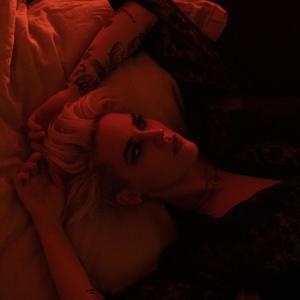 X (Explicit)