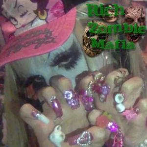 Backseat2 #RICHZOMBIEMAFIA #ZOMBIESINDABACKSEAT (feat. Sxltlean) (Explicit)