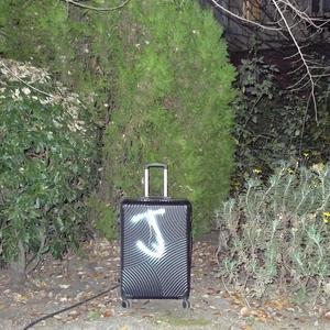 PASO SEGURIDAD (feat. 9GHST) (Explicit)