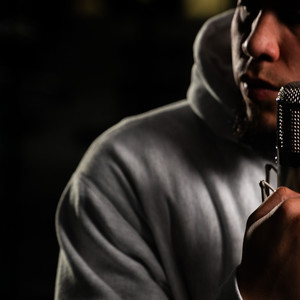 Mientras Tanto (Freestyle) (Explicit)