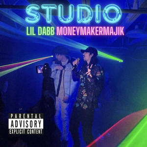Studio (feat. MoneyMakerMajik) (Explicit)