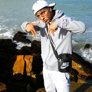 SUPERACION (feat. EL JOYY & Kid Cloud) (Explicit)