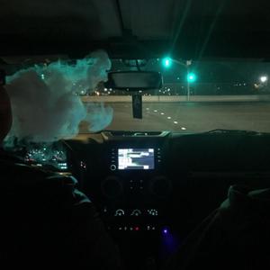 switching lanes (feat. Kyuliar) (Explicit)