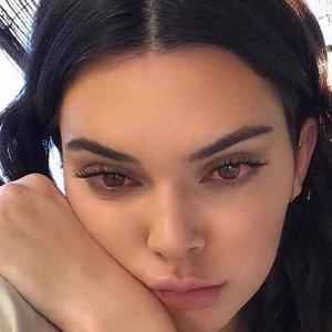 OutaTown Vibe$ (Explicit)