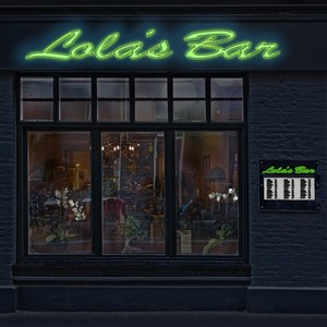 Lola's Bar