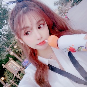 如愿-小美眉
