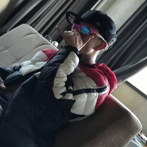 Mtg - Desce Lentin Vs Chamo Teu Vulgo Malvadão(feat. Mc Brunyn & Mc Jhenny) (Explicit)