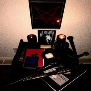 inimicus dei (feat. MC2Blunt) (Explicit)