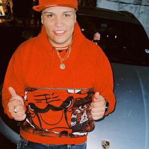 No Me Busques (feat. Benji L a Maldita Escritura De Oro)